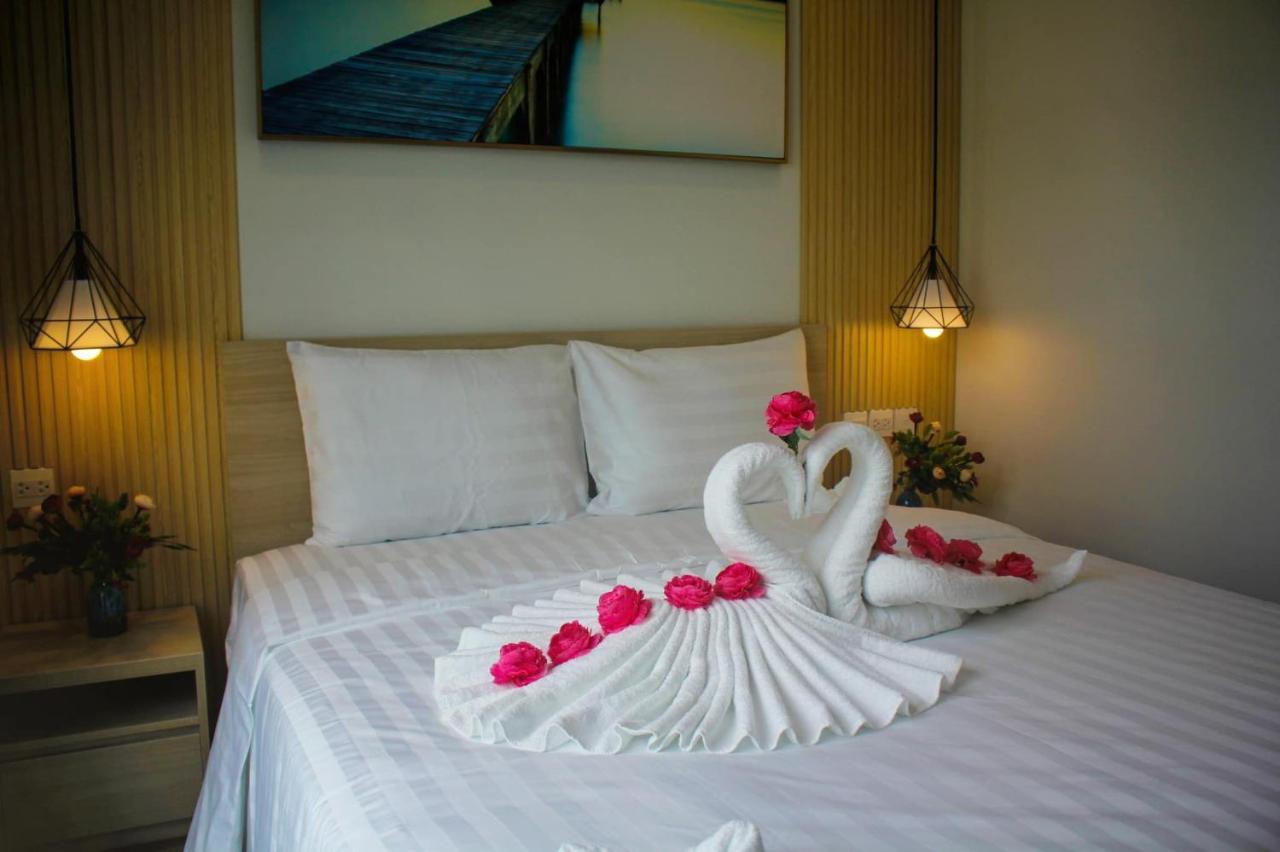 Elene Phu Quoc Hotel Exterior photo